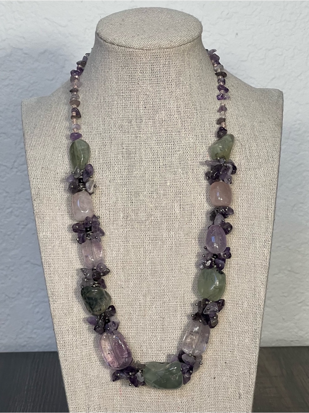 VTG Chunky Statement Necklace Purple Green And Clear Glass Beades 21"